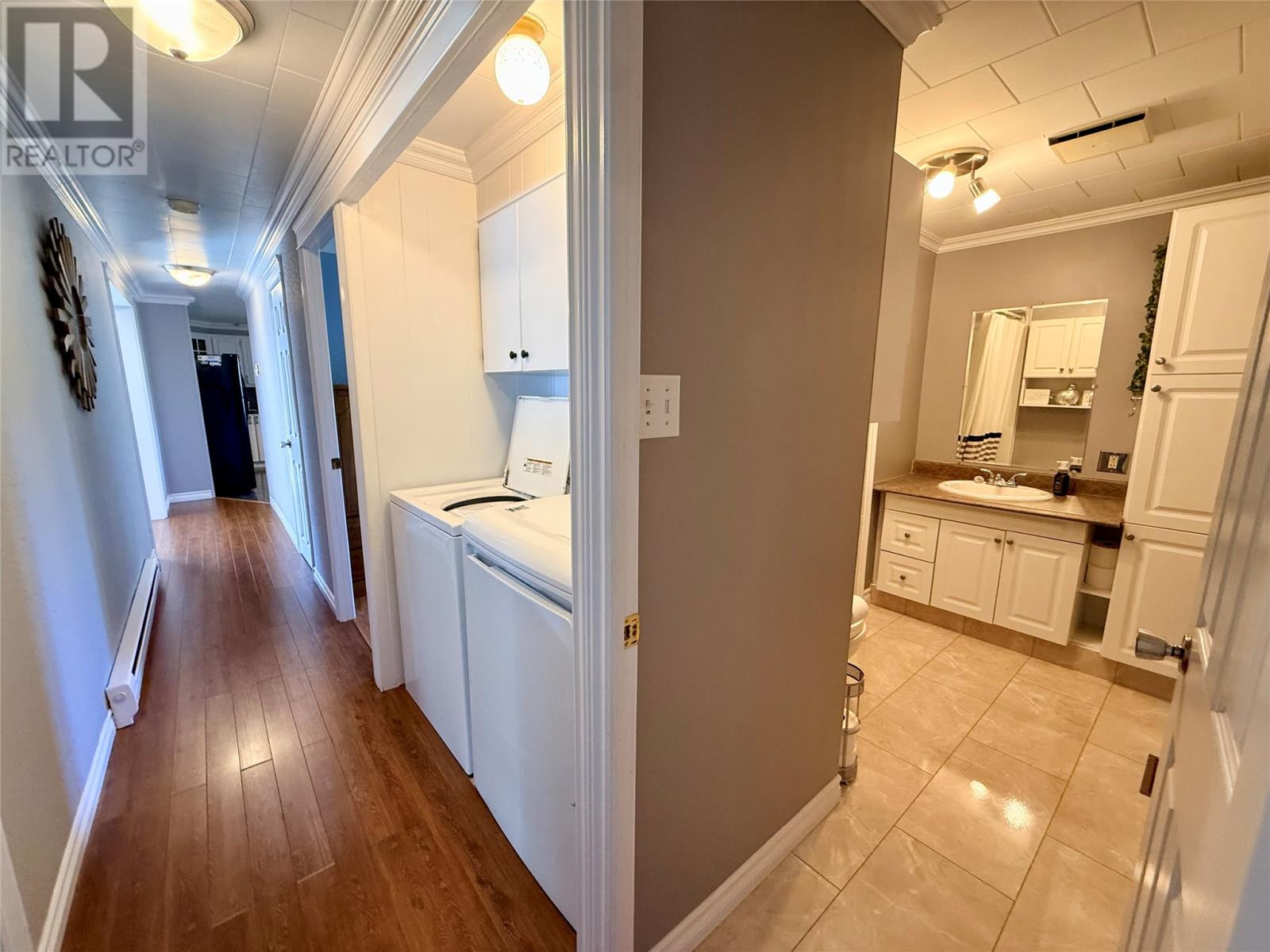 54 PREMIER Drive, South Brook — photo 43