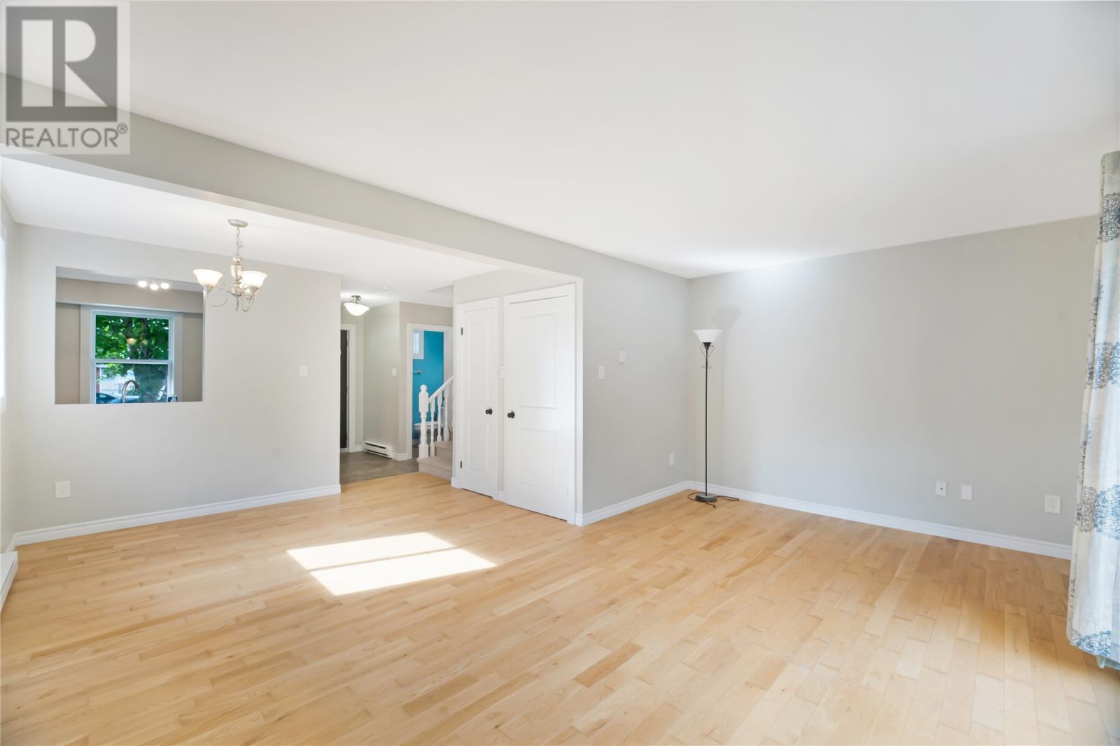 39 Browne Crescent, St. John's — photo 6