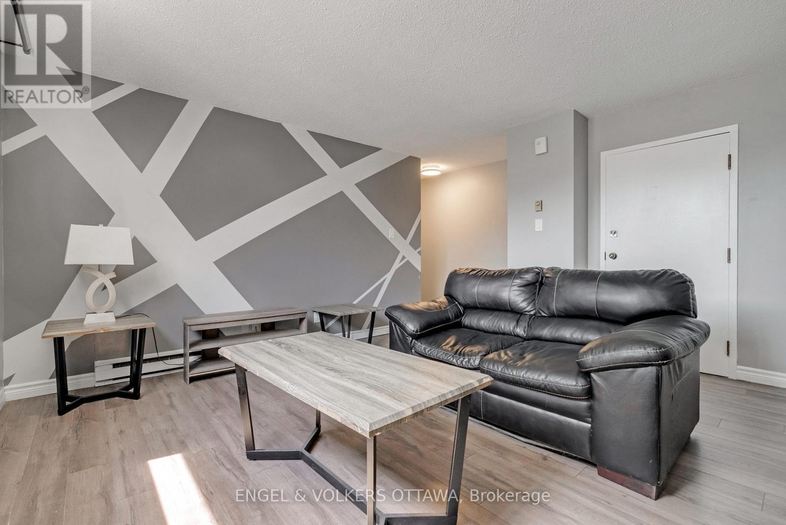 A - 472 Rideau Street, Ottawa, Ontario  K1N 5Z4 - Photo 2 - X13744682