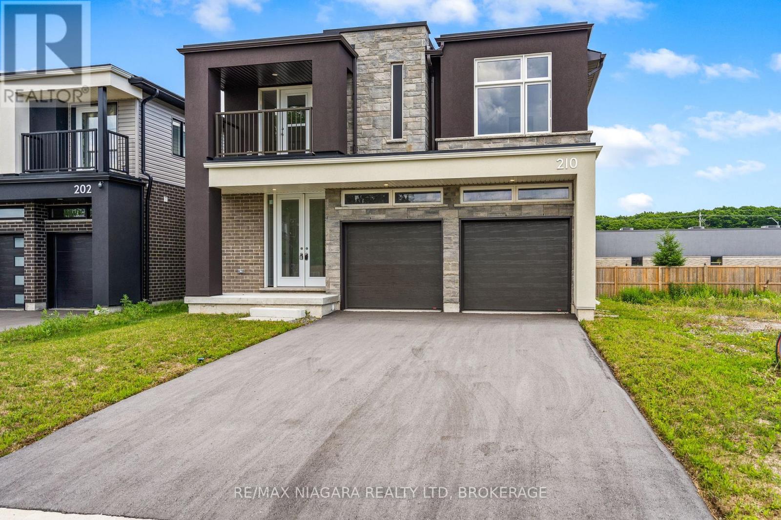 226 Wellandvale Drive, Welland, Ontario  L3C 7C7 - Photo 2 - X13744686