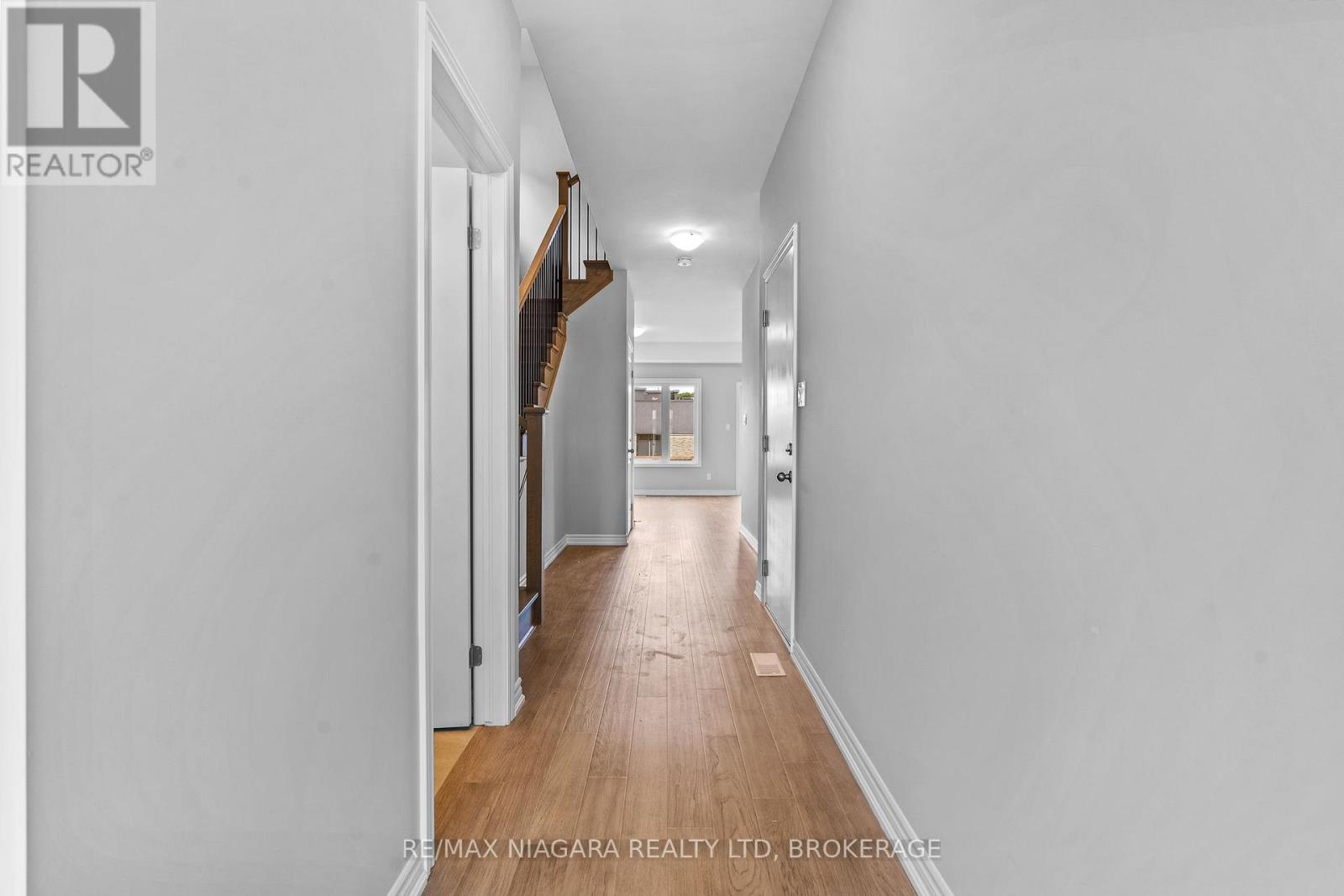 226 Wellandvale Drive, Welland, Ontario  L3C 7C7 - Photo 6 - X13744686