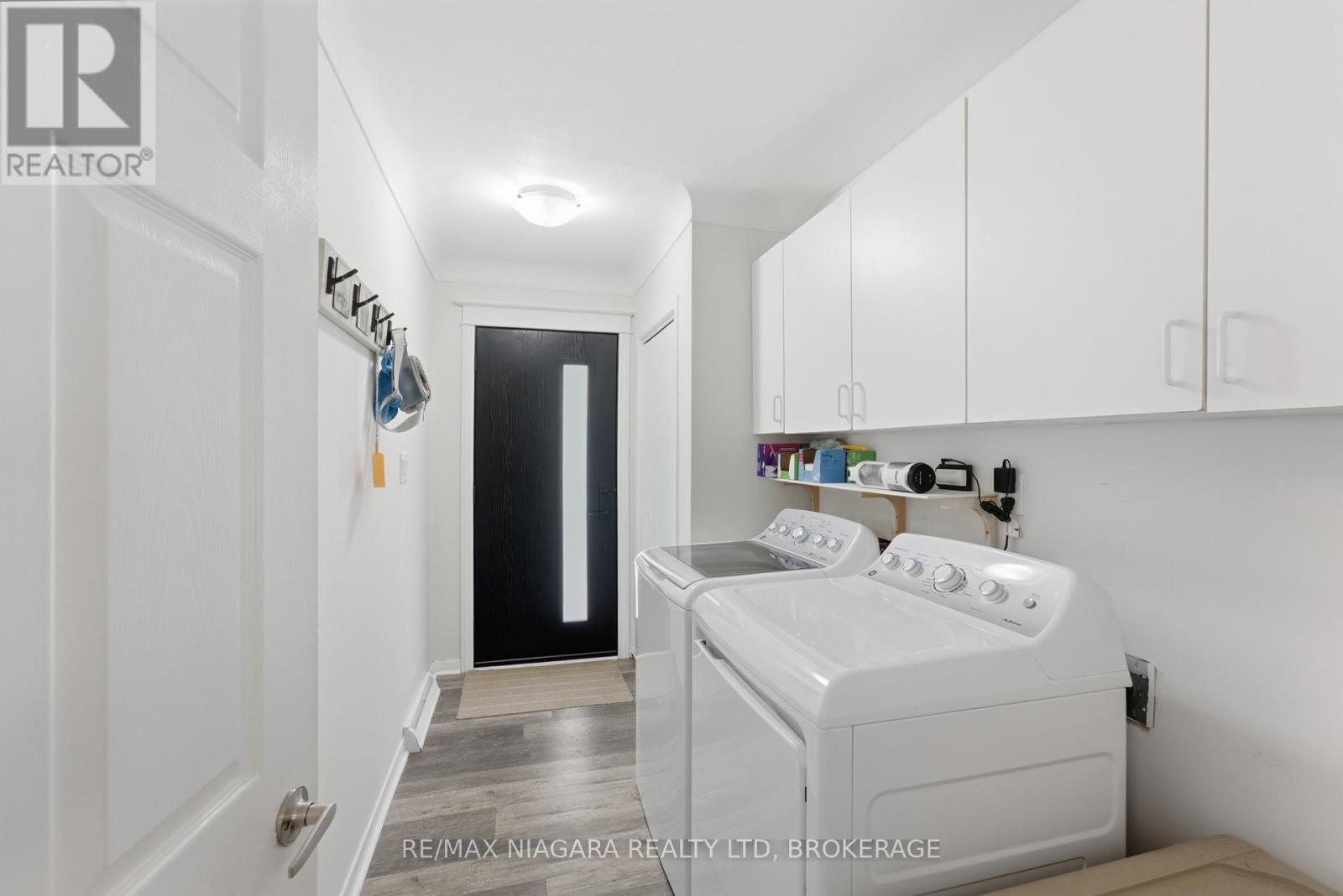 1042 Lakeshore Road W, St. Catharines, Ontario  L2R 6P9 - Photo 15 - X13744688