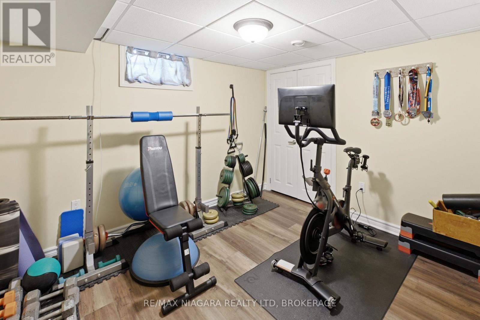 1042 Lakeshore Road W, St. Catharines, Ontario  L2R 6P9 - Photo 25 - X13744688