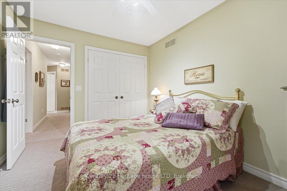 17 Oakridge Boulevard, Pelham, Ontario  L0S 1E5 - Photo 24 - X13744724