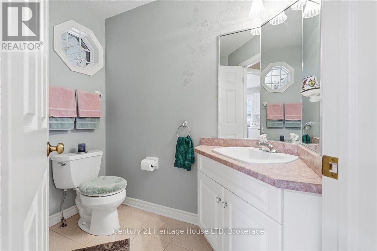 17 Oakridge Boulevard, Pelham, Ontario  L0S 1E5 - Photo 25 - X13744724