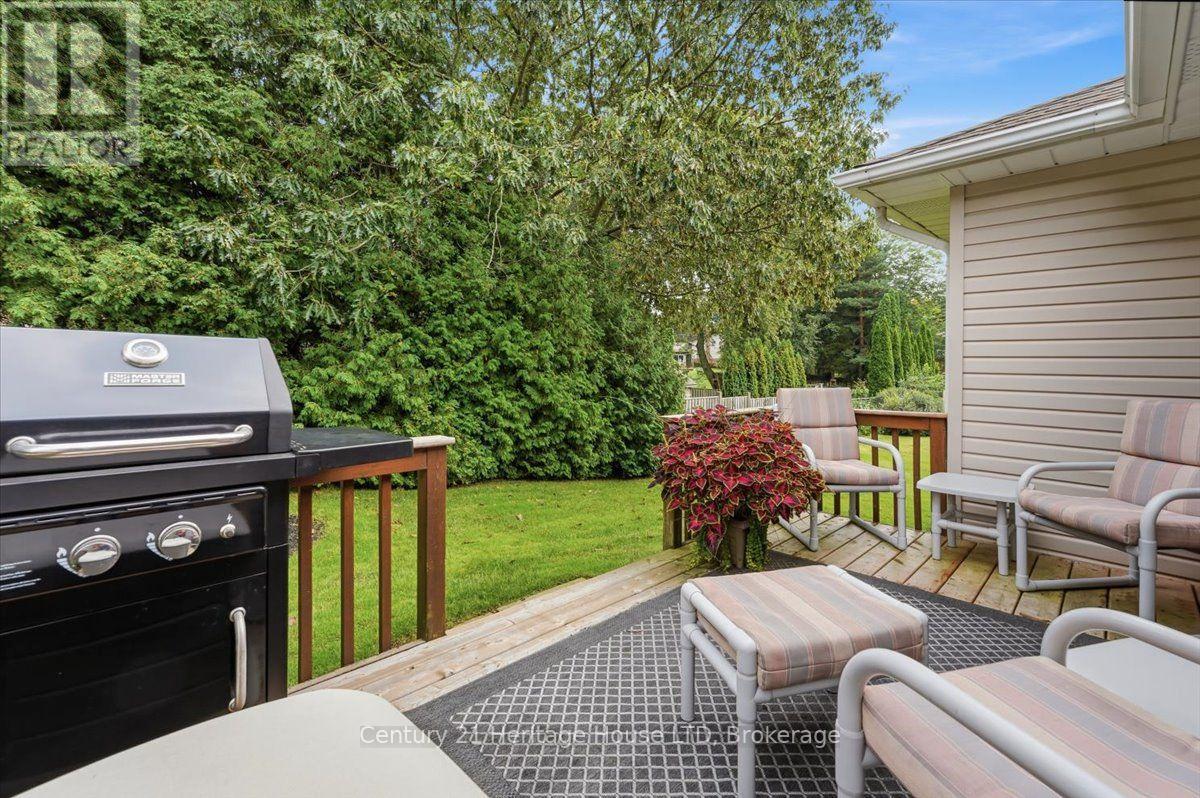 17 Oakridge Boulevard, Pelham, Ontario  L0S 1E5 - Photo 38 - X13744724