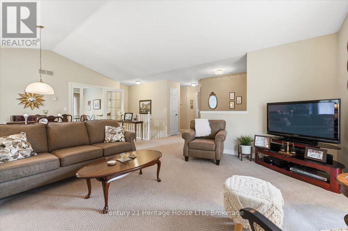 17 Oakridge Boulevard, Pelham, Ontario  L0S 1E5 - Photo 9 - X13744724