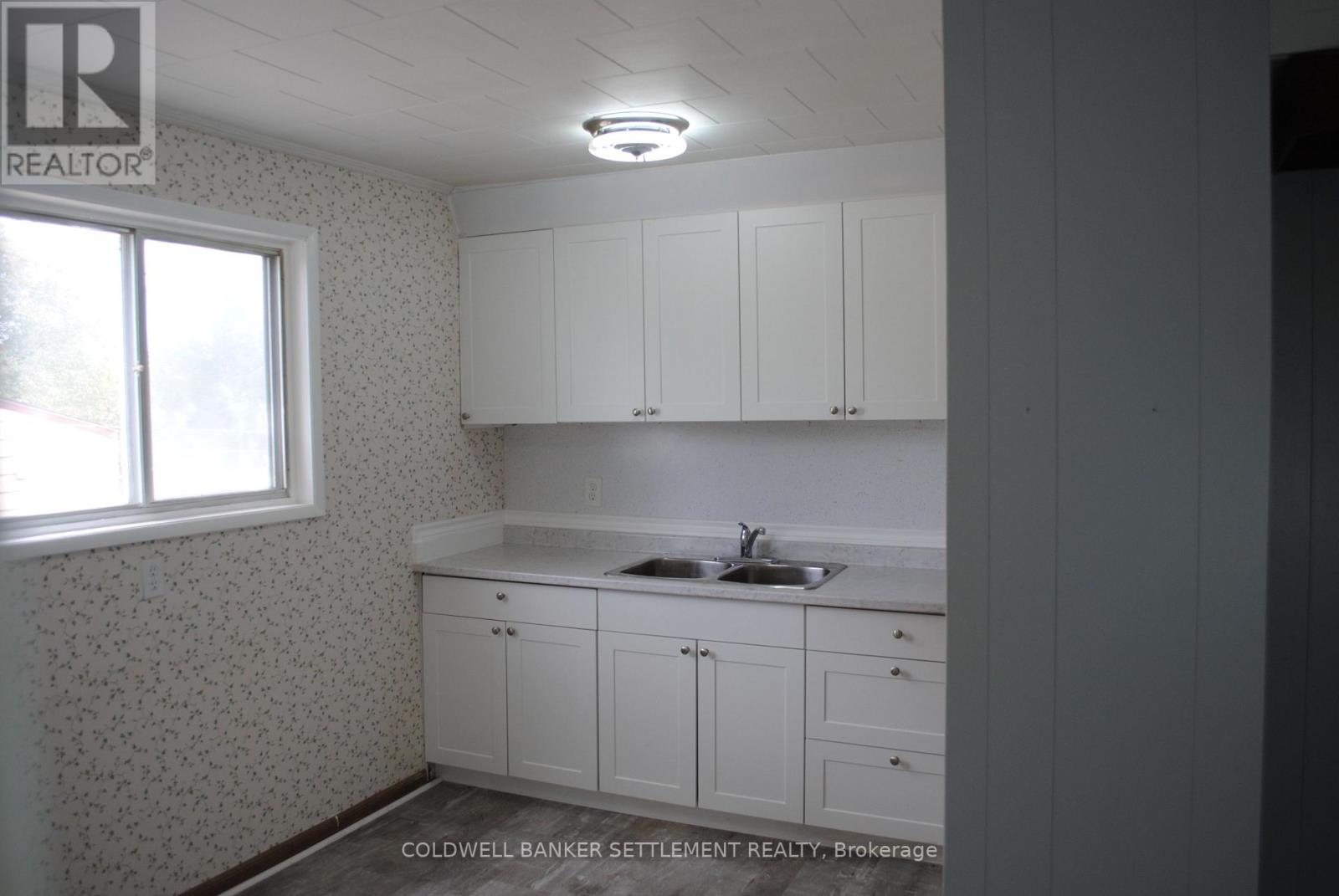 48 Pine Street, Smiths Falls, Ontario  K7A 3T6 - Photo 10 - X13744812