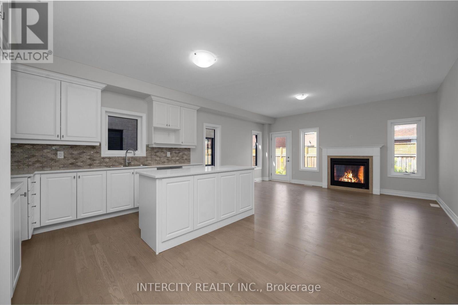 33 Ruby Lane, Halton Hills, Ontario  L7G 0H6 - Photo 6 - W13730984