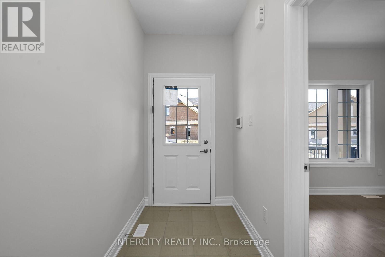 33 Ruby Lane, Halton Hills, Ontario  L7G 0H6 - Photo 4 - W13730984