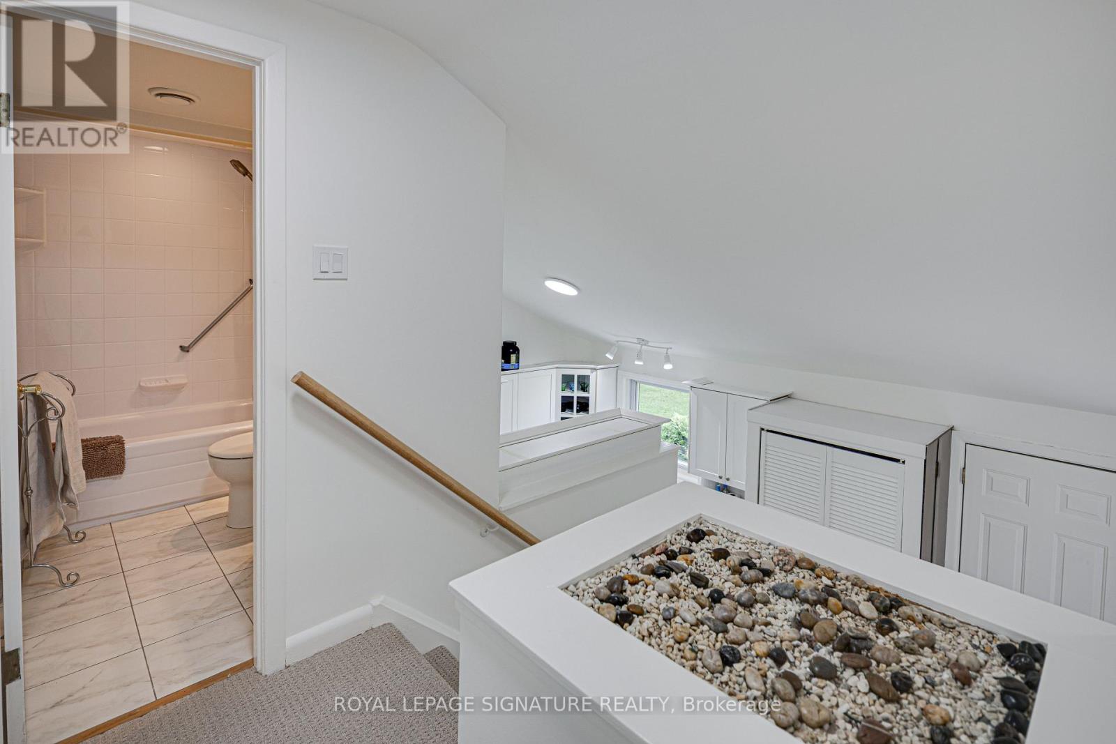 16 Burdock Lane, Toronto, Ontario M3C 2G5 - Photo 32 - C13743190