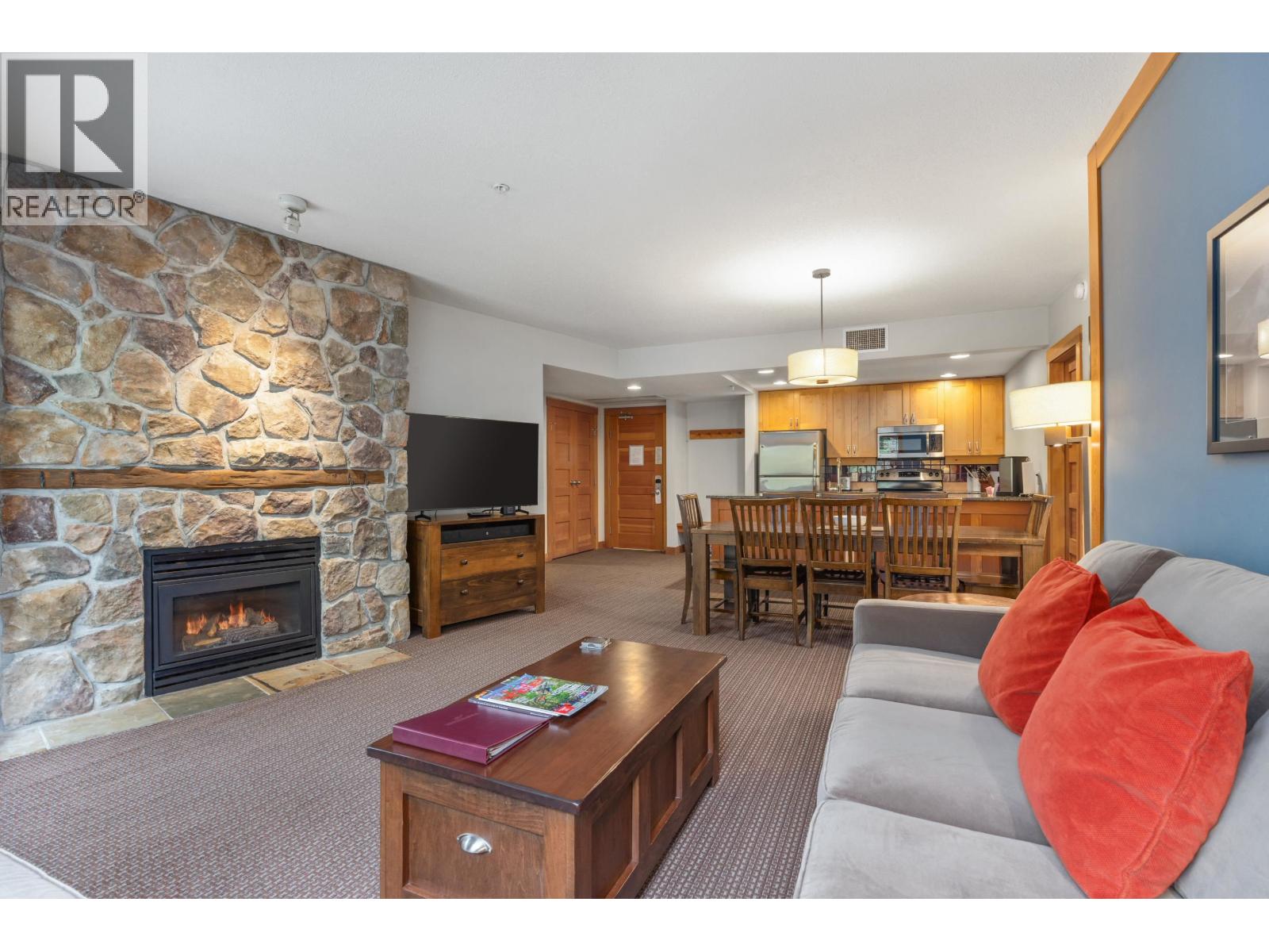 432a 2036 London Lane, Whistler, British Columbia  V8E 0N7 - Photo 3 - R3161518