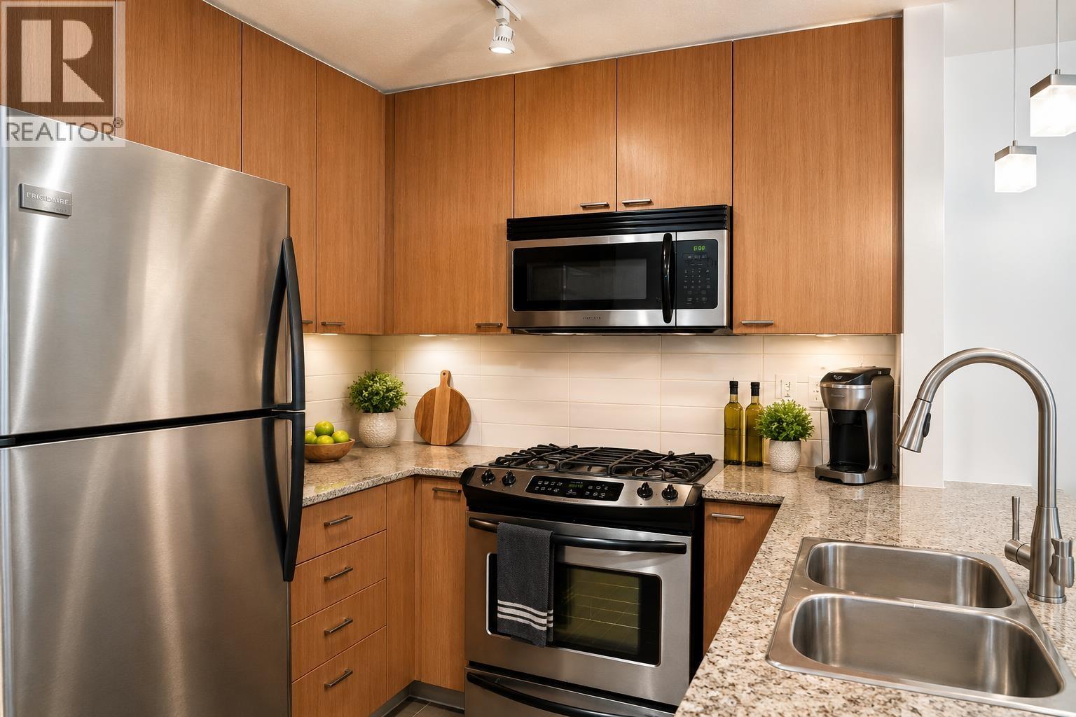 1006 39 Sixth Street, New Westminster, British Columbia  V3L 0B3 - Photo 6 - R3161541