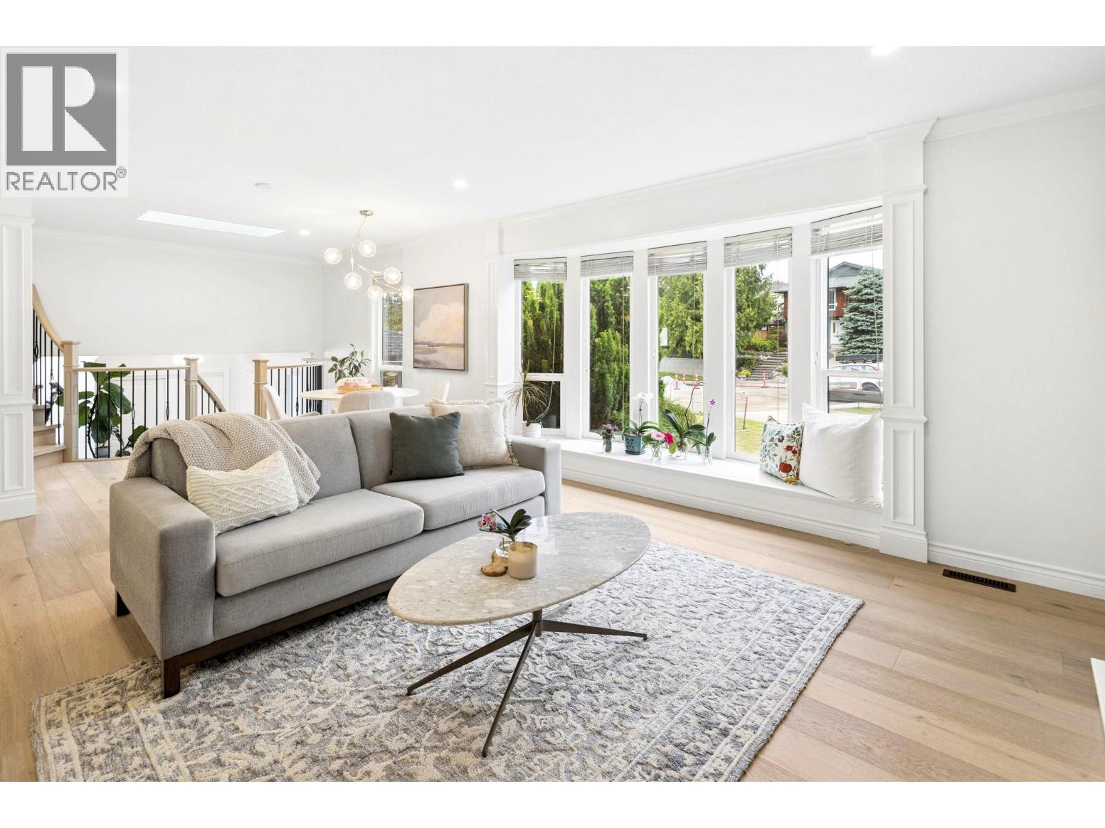 808 Signal Court, Coquitlam, British Columbia  V3J 7N7 - Photo 6 - R3161538