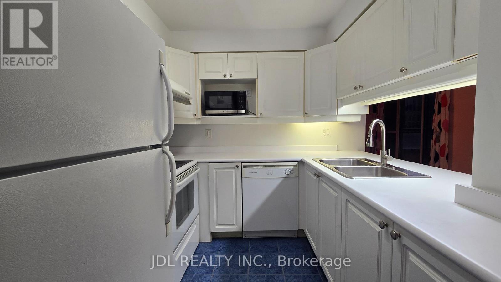 1206 - 889 Bay Street, Toronto, Ontario  M5S 3K5 - Photo 4 - C13744774