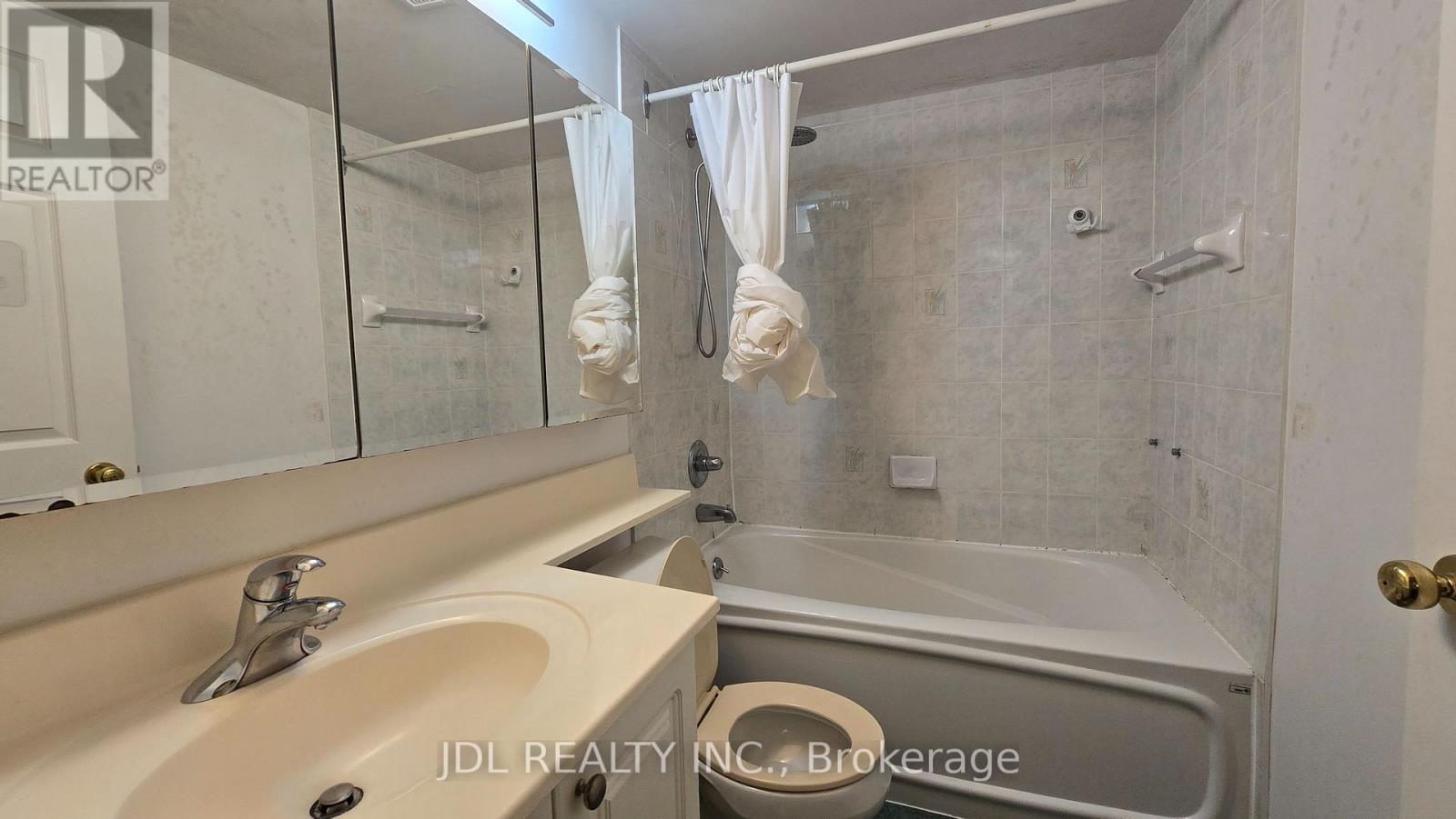 1206 - 889 Bay Street, Toronto, Ontario  M5S 3K5 - Photo 7 - C13744774