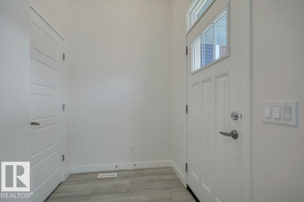 Unknown Address, ,    - Photo 5 - E4507051