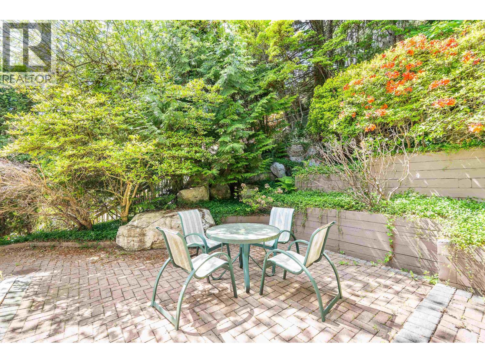 4153 Quarry Court, North Vancouver, British Columbia  V7K 3C3 - Photo 37 - R3161516