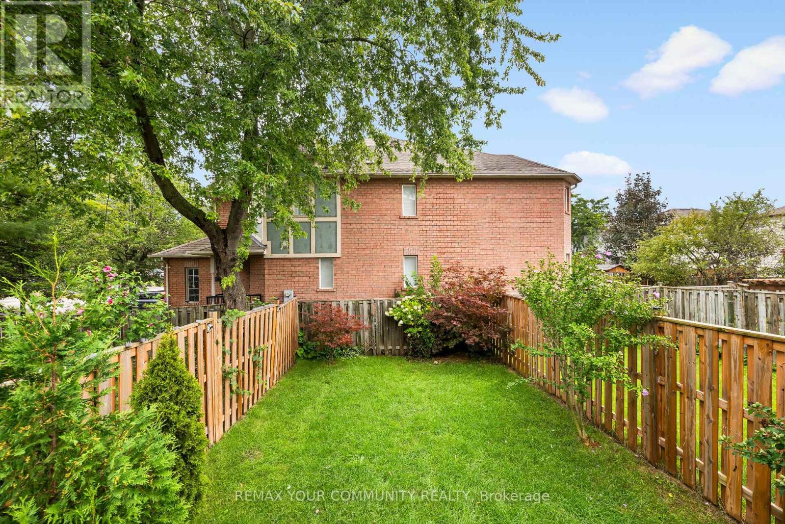 16 Smales Drive, Ajax, Ontario  L1Z 1G5 - Photo 30 - E13742660
