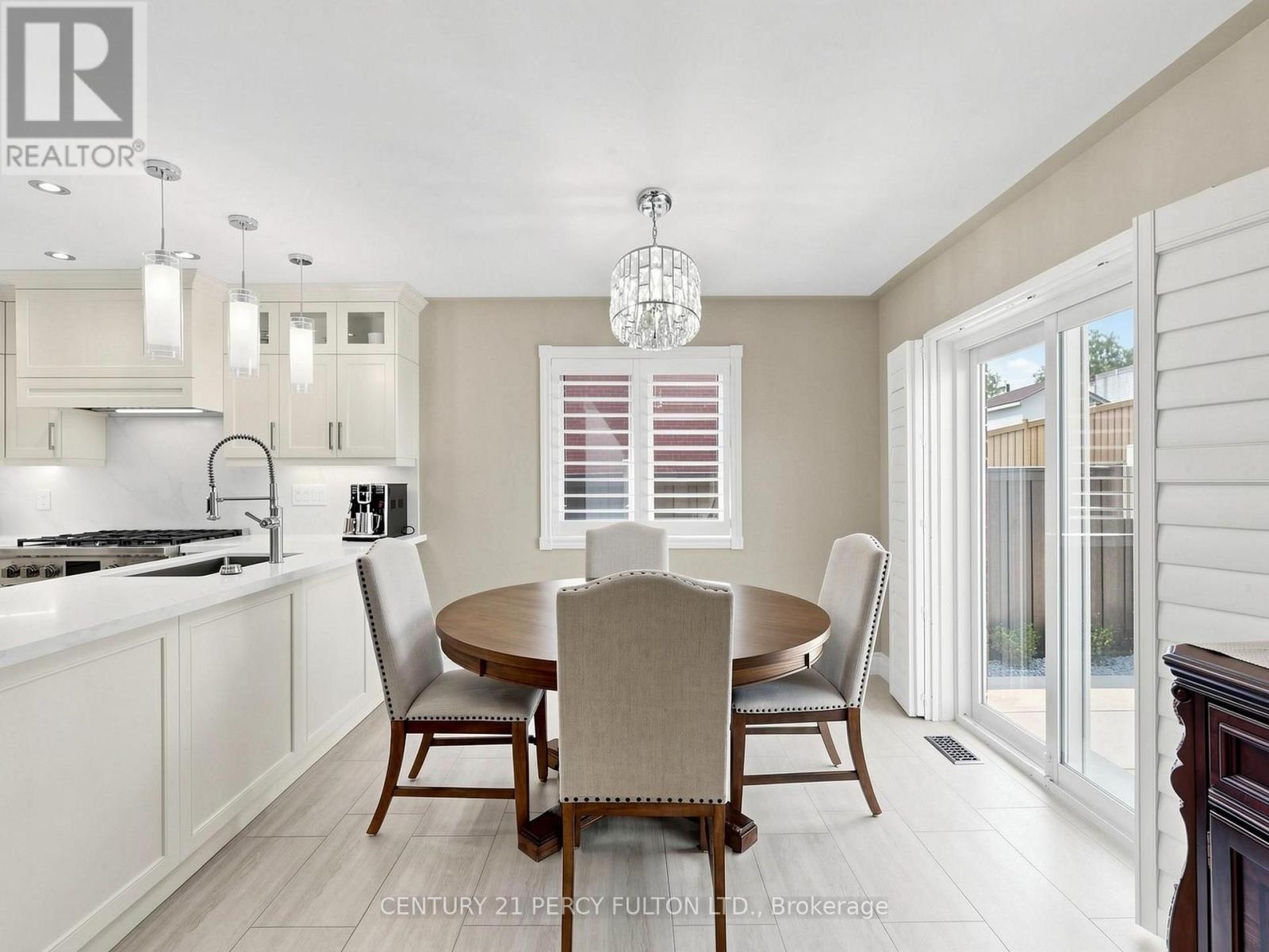 18 Wyman Crescent, Bradford West Gwillimbury, Ontario  L3Z 3J5 - Photo 16 - N13739268