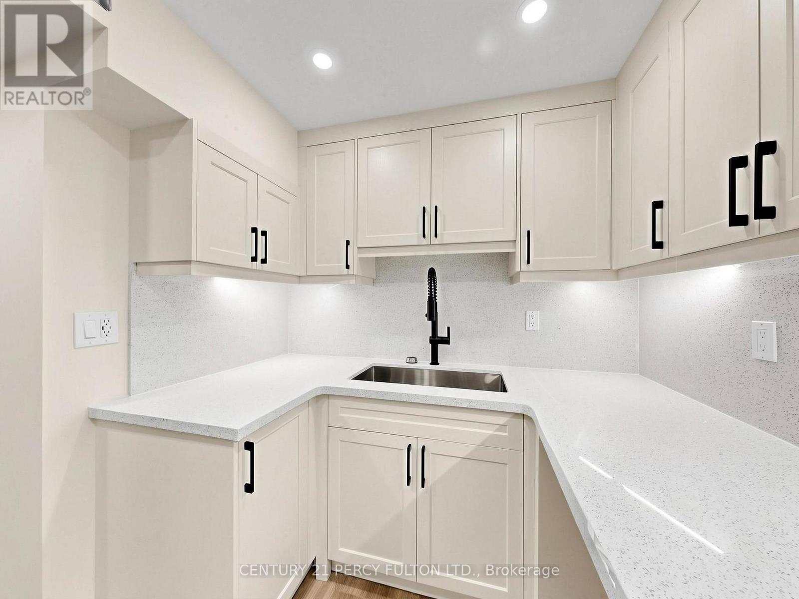 18 Wyman Crescent, Bradford West Gwillimbury, Ontario  L3Z 3J5 - Photo 39 - N13739268