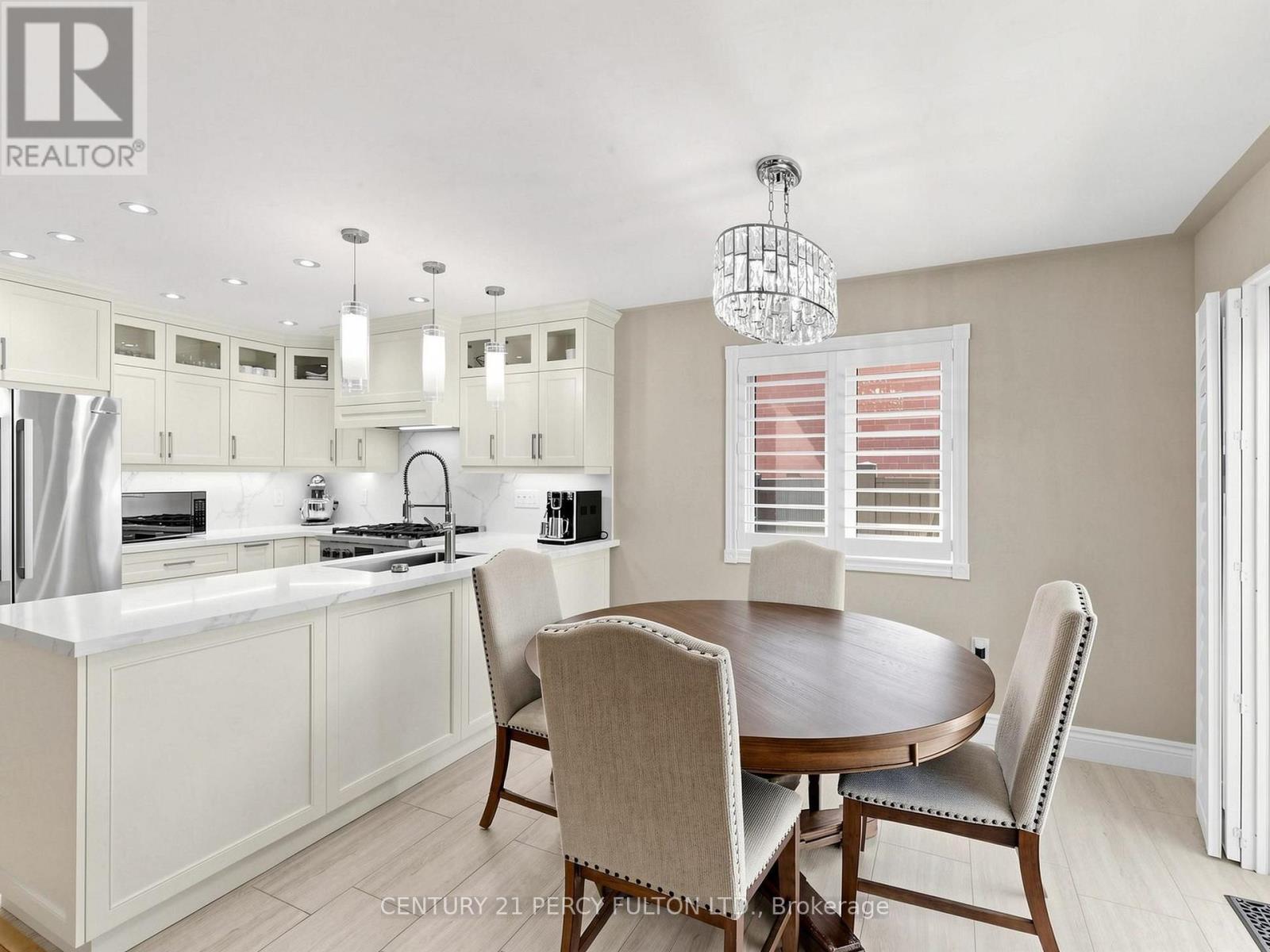 18 Wyman Crescent, Bradford West Gwillimbury, Ontario  L3Z 3J5 - Photo 17 - N13739268