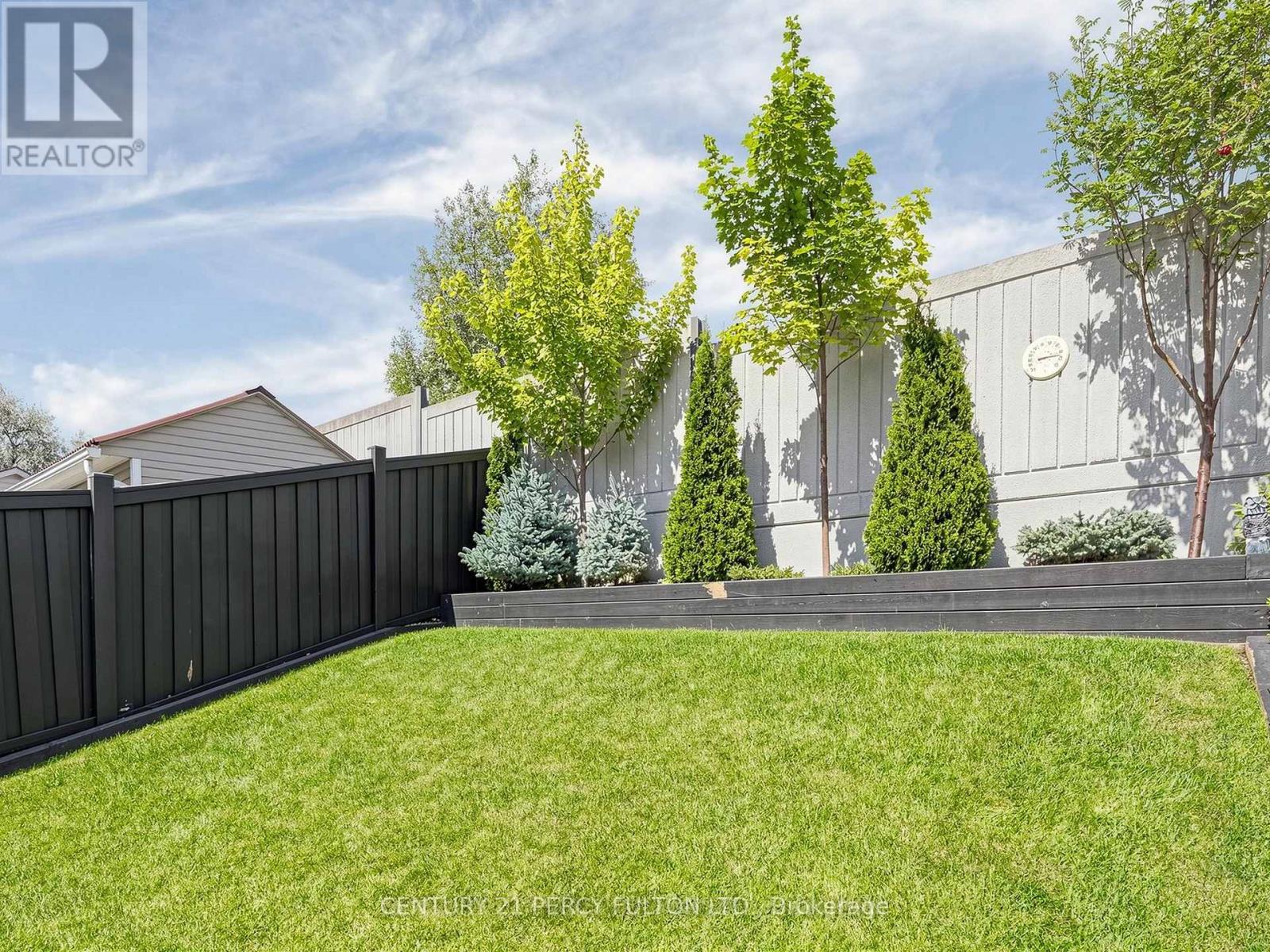 18 Wyman Crescent, Bradford West Gwillimbury, Ontario  L3Z 3J5 - Photo 49 - N13739268