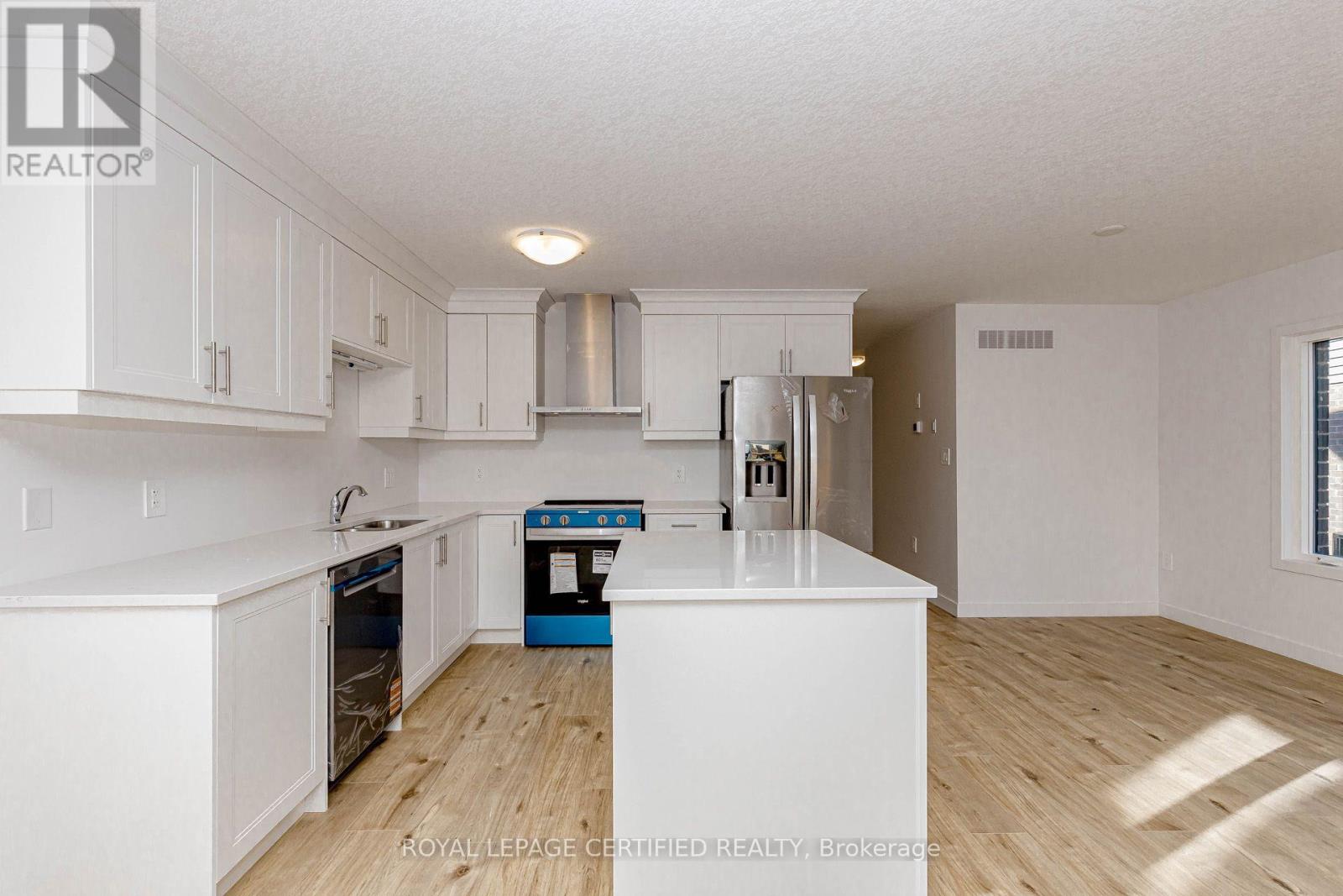 26 Oak Forest Common Crescent, Cambridge, Ontario  N1S 0G3 - Photo 10 - X13744756