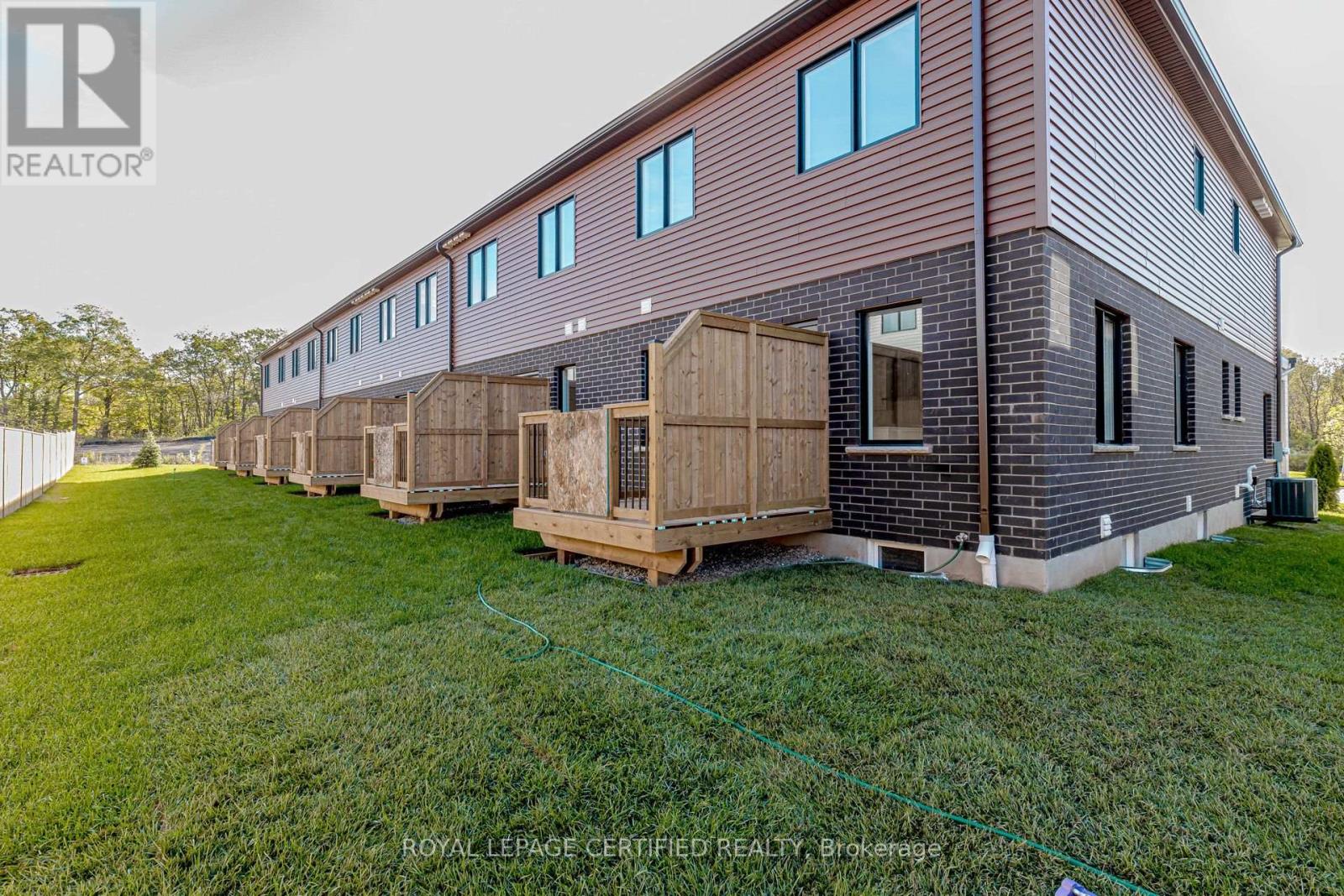 26 Oak Forest Common Crescent, Cambridge, Ontario  N1S 0G3 - Photo 48 - X13744756