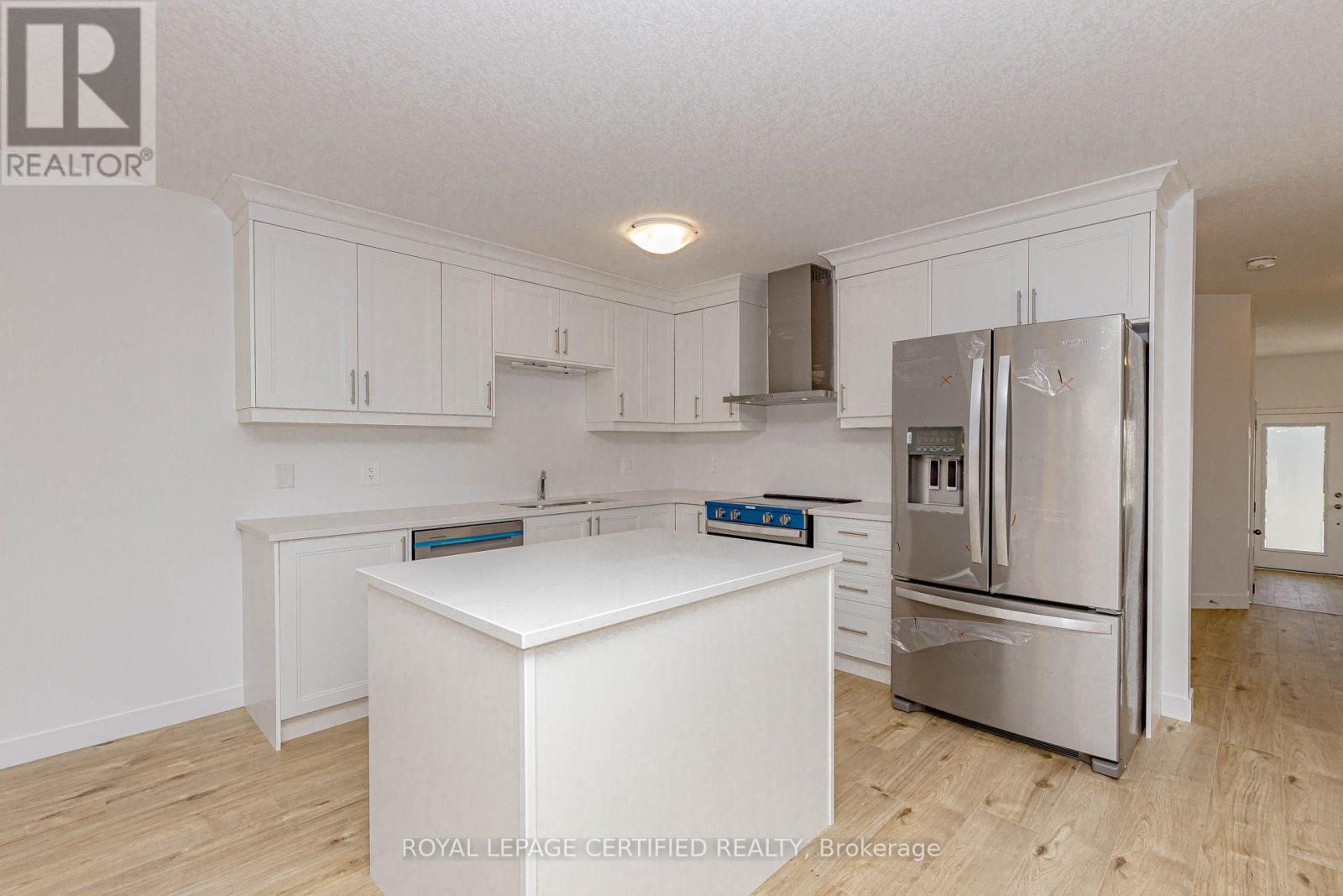 26 Oak Forest Common Crescent, Cambridge, Ontario  N1S 0G3 - Photo 9 - X13744756