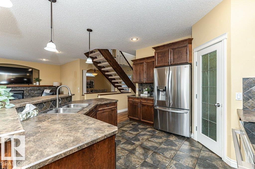 5111 Chateau Co, Beaumont, Alberta  T4X 1W5 - Photo 20 - E4507059