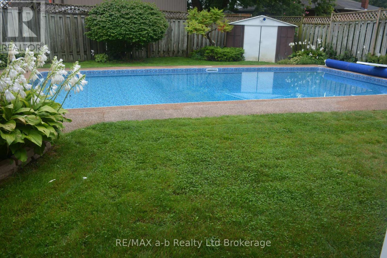 23 Glenn Avenue, Ingersoll, Ontario N5C 2C9 - Photo 39 - X12916032