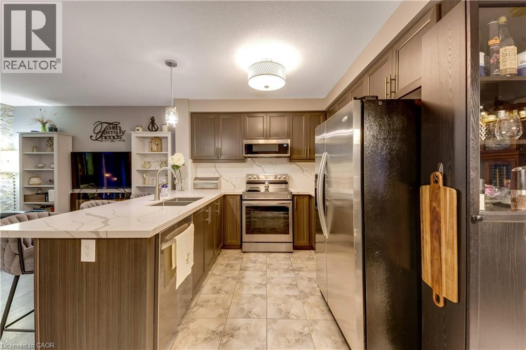 168 Maitland Street, Kitchener, Ontario  N2R 0C3 - Photo 5 - 40860582