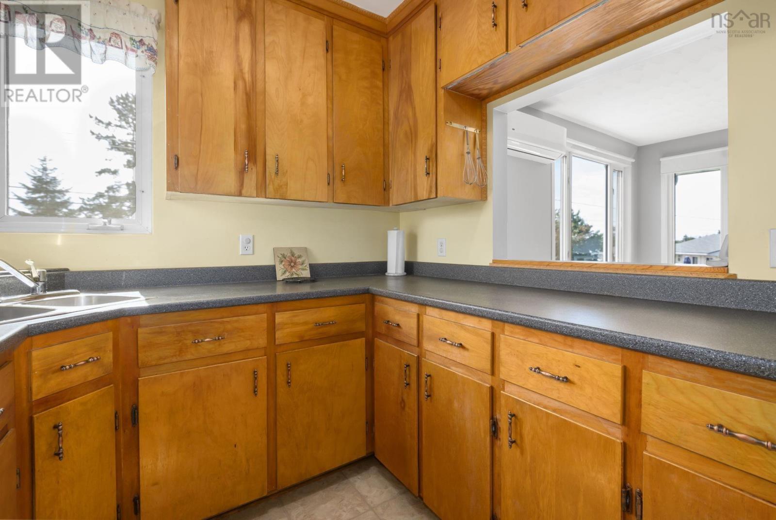 46 Himmelman Drive, Eastern Passage, Nova Scotia  B3G 1H8 - Photo 10 - 202622423