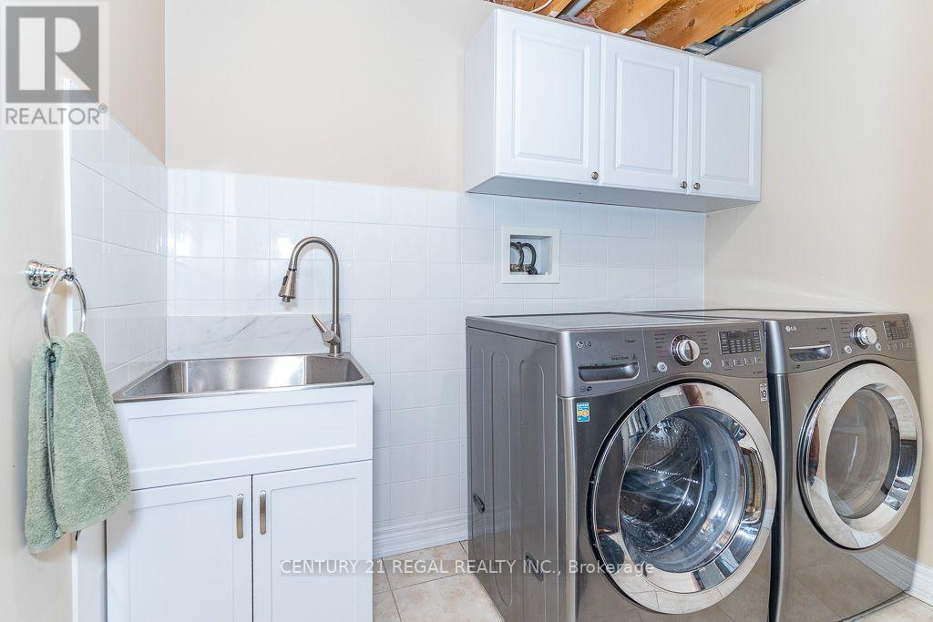 1218 Monica Cook Place, Pickering, Ontario  L1W 4A4 - Photo 46 - E13743982