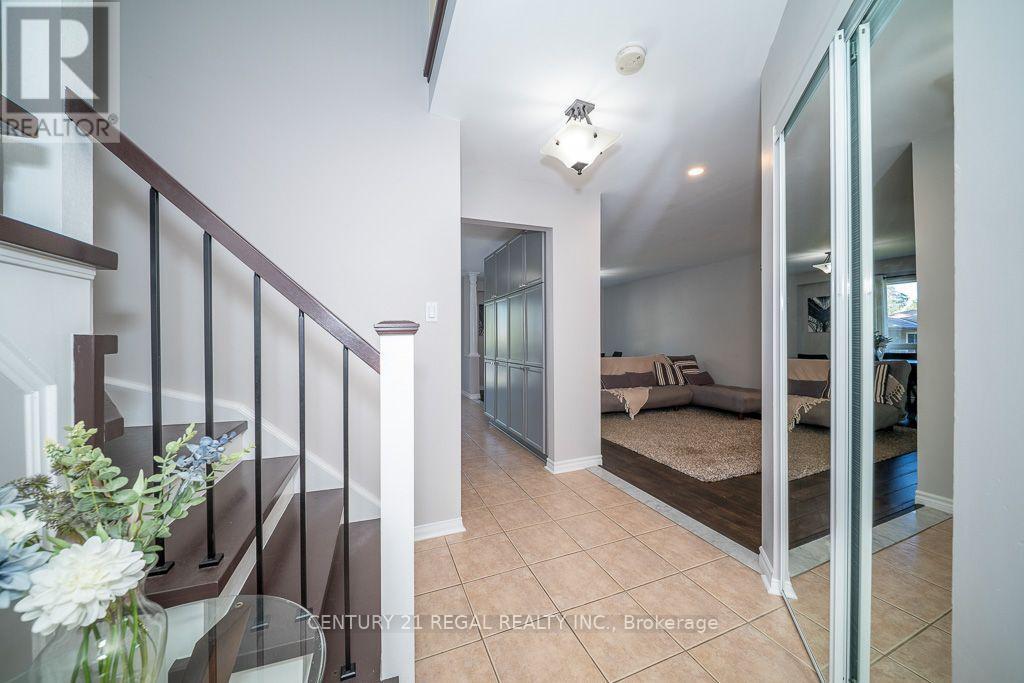 1218 Monica Cook Place, Pickering, Ontario  L1W 4A4 - Photo 6 - E13743982
