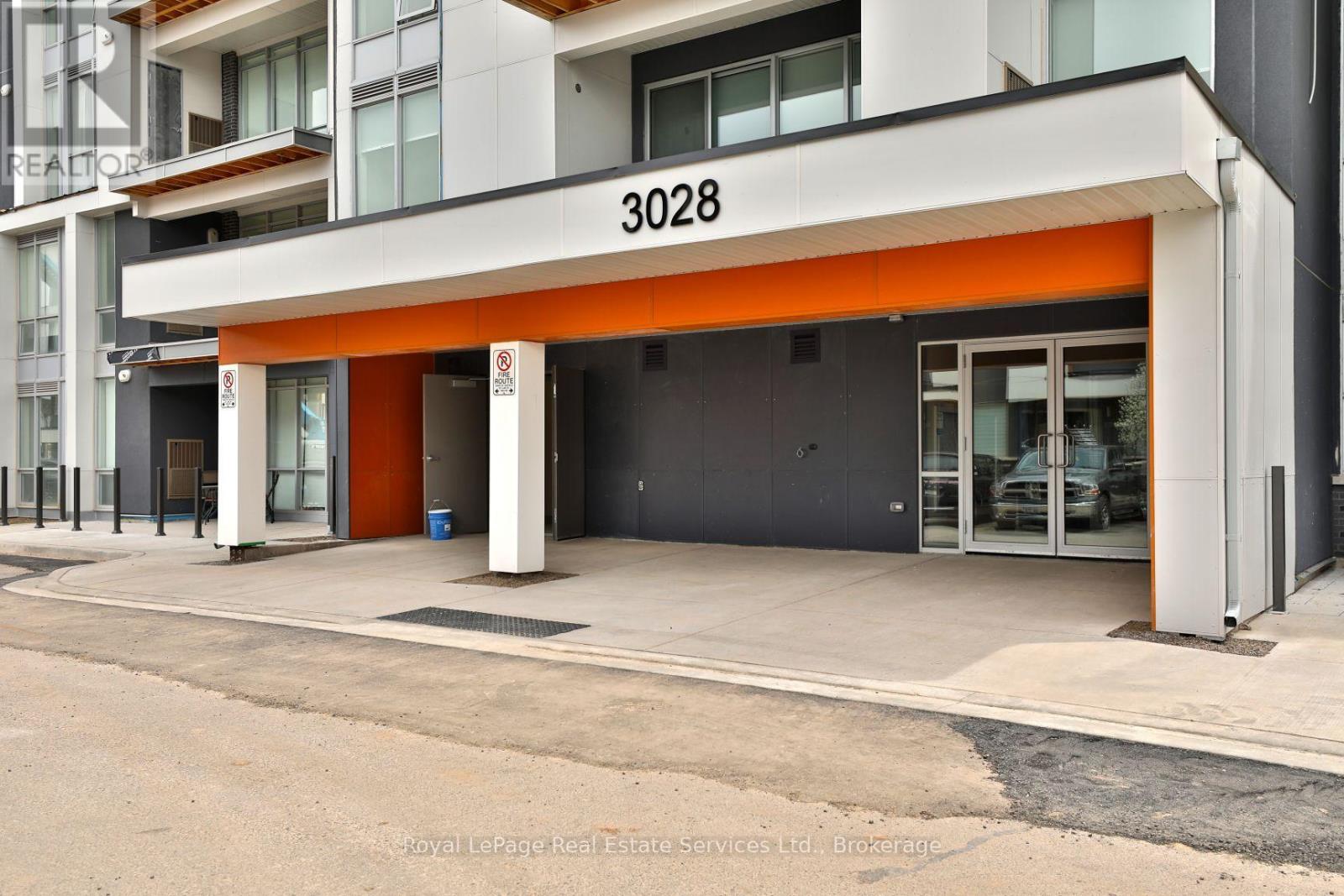 204 - 3028 Creekshore Common, Oakville (Go Glenorchy), Ontario  L6M 5K6 - Photo 3 - W13745002