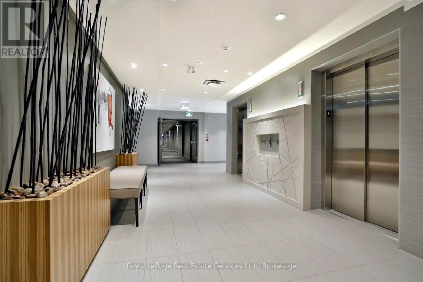 204 - 3028 Creekshore Common, Oakville (Go Glenorchy), Ontario  L6M 5K6 - Photo 4 - W13745002