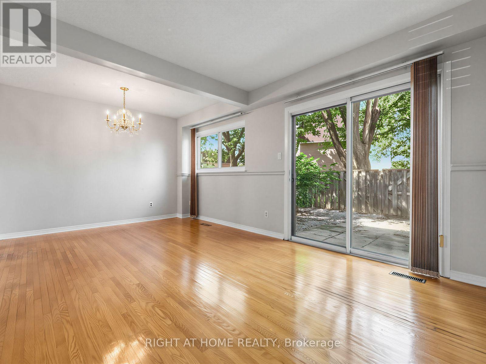 10 - 10 Fleetwood Crescent, Brampton, Ontario  L6T 2E5 - Photo 6 - W13723108
