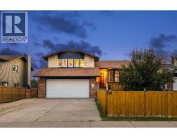 90 Glenhill Drive, Cochrane, Alberta
