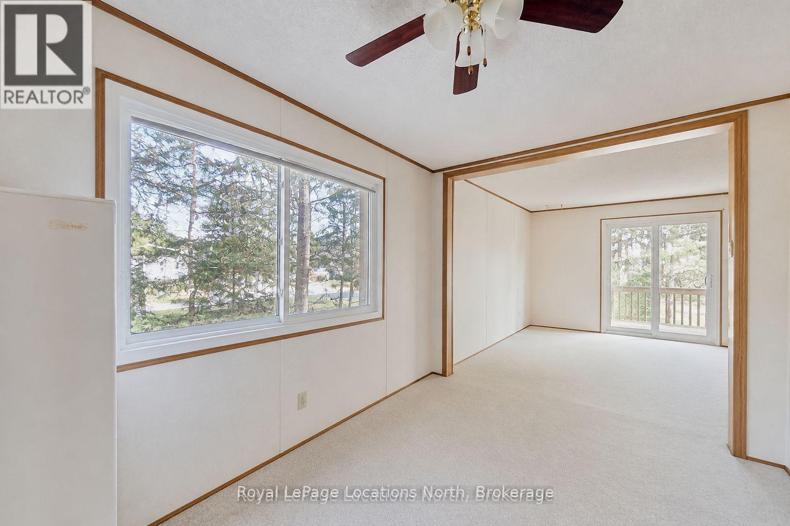 5 Murray Drive, Wasaga Beach, Ontario  L9Z 1K3 - Photo 11 - S13744832