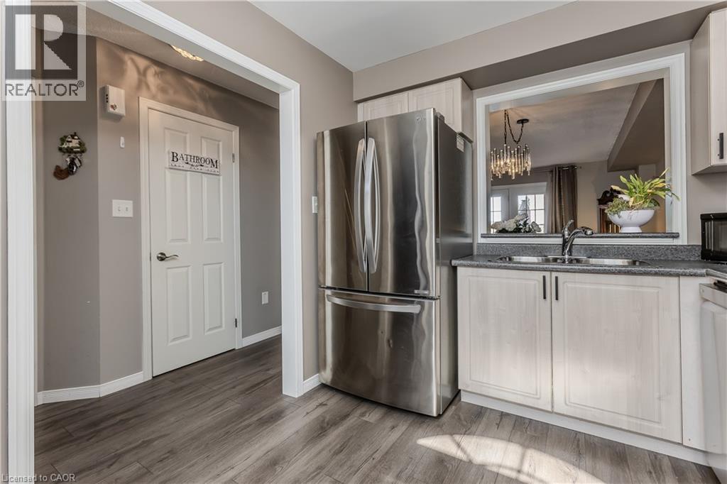 4200 Kilmer Drive Unit# 3, Burlington, Ontario  L7M 4Y2 - Photo 4 - 40860243