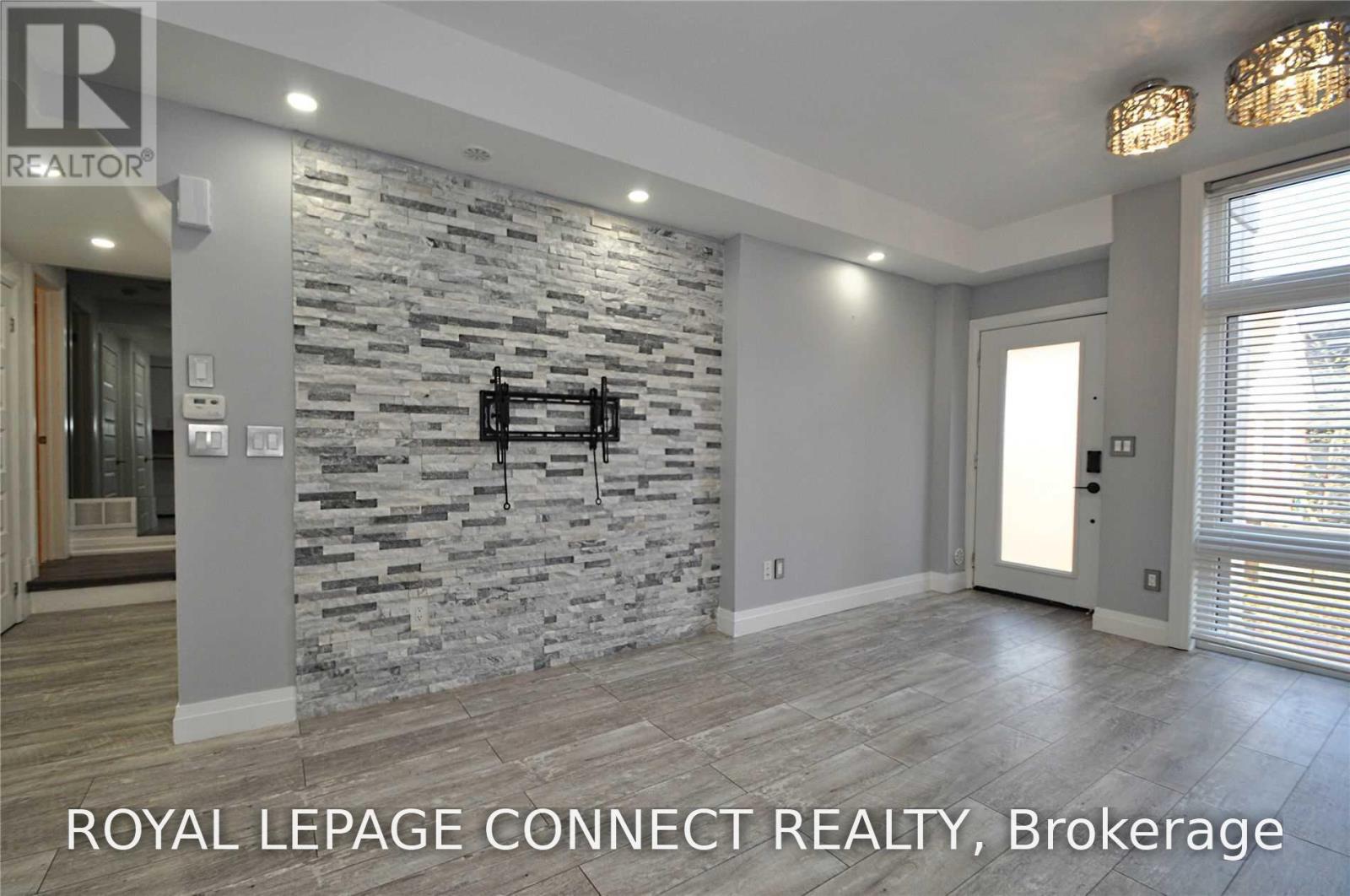 96 - 23 Eldora Avenue, Toronto, Ontario  M2M 1R3 - Photo 3 - C13744818