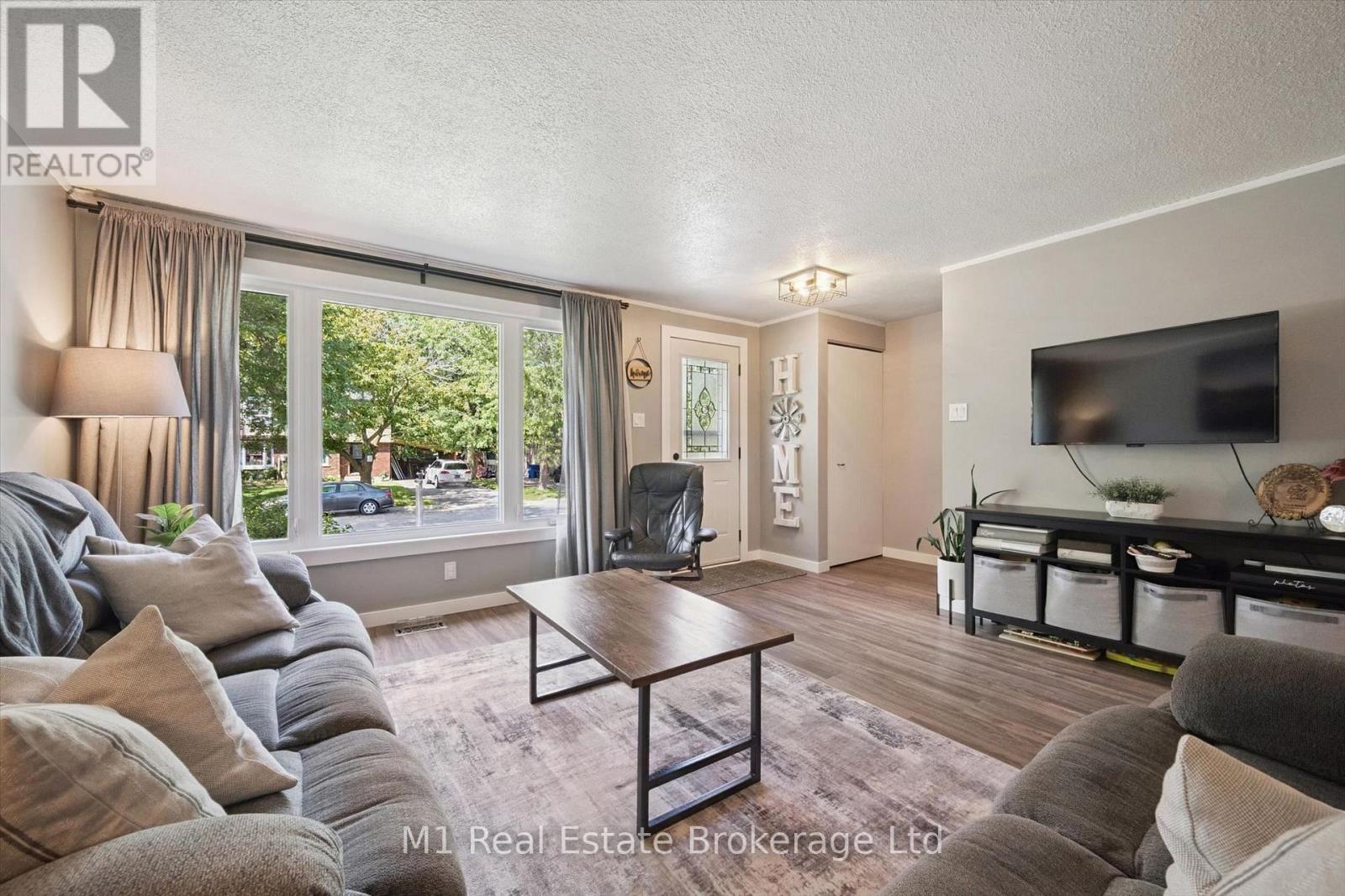 372 Argyll Street, Centre Wellington, Ontario  N1M 2Y3 - Photo 7 - X13745080