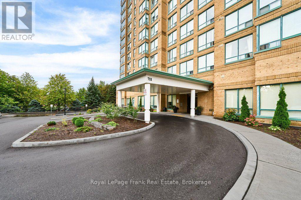 806 - 711 Rossland Road E, Whitby, Ontario  L1N 8Z1 - Photo 2 - E13744860