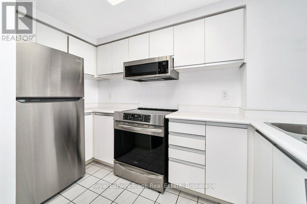 806 - 711 Rossland Road E, Whitby, Ontario  L1N 8Z1 - Photo 8 - E13744860