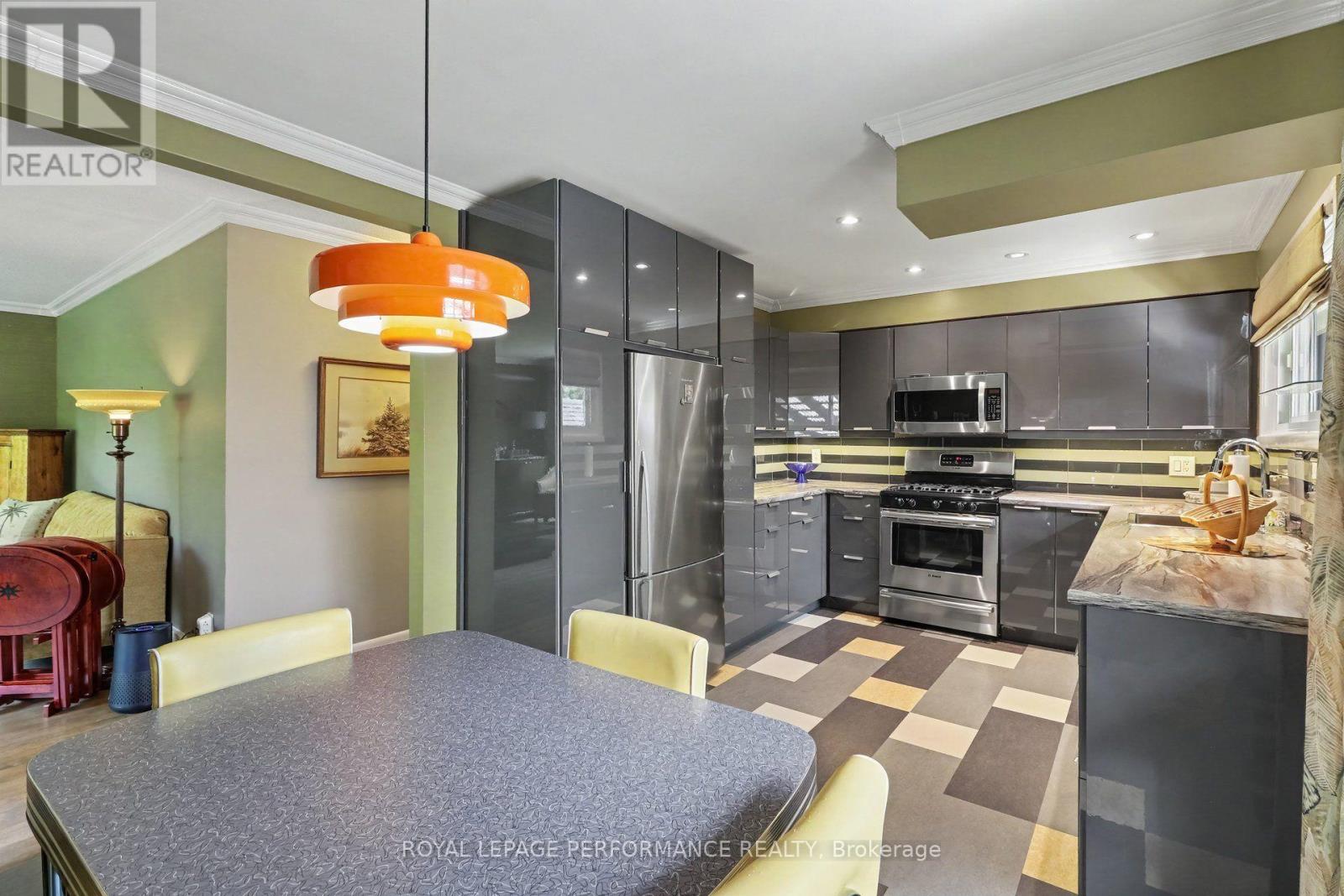 1147 Parkway Drive, Ottawa, Ontario  K2C 2W1 - Photo 10 - X13744432
