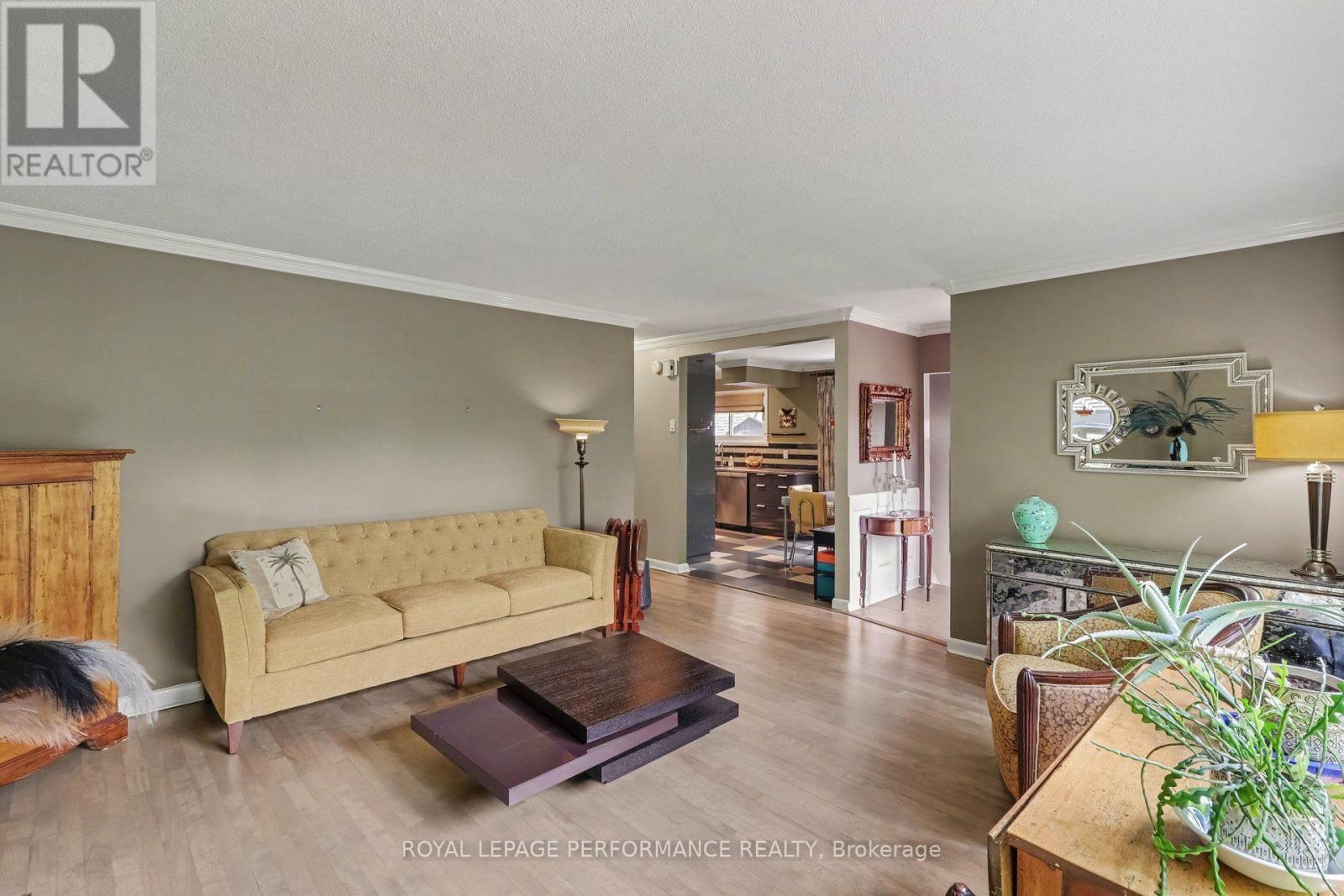 1147 Parkway Drive, Ottawa, Ontario  K2C 2W1 - Photo 7 - X13744432