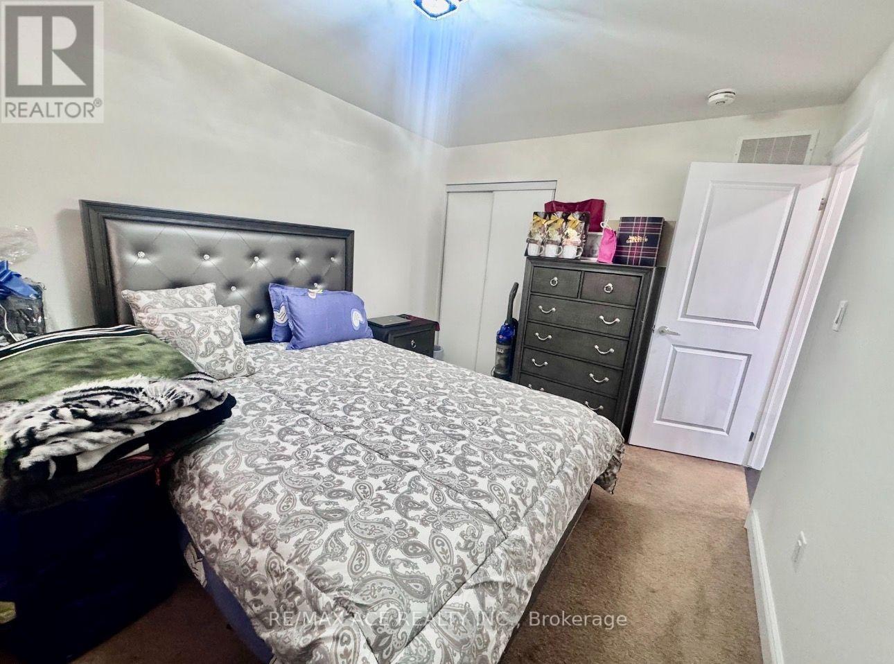 1011 Cameo Street, Pickering, Ontario L1X 0G3 - Photo 24 - E13744862