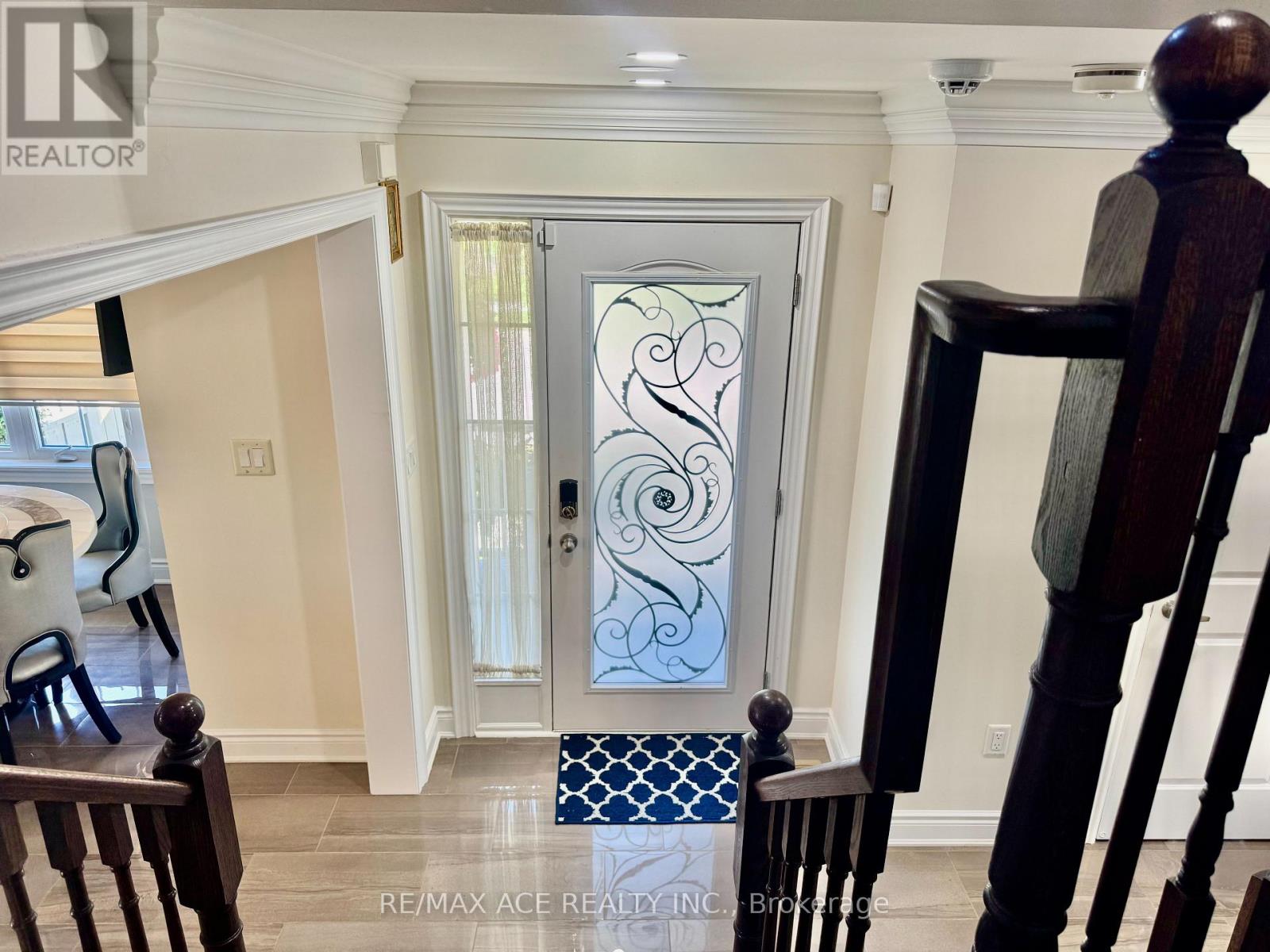 1011 Cameo Street, Pickering, Ontario L1X 0G3 - Photo 5 - E13744862